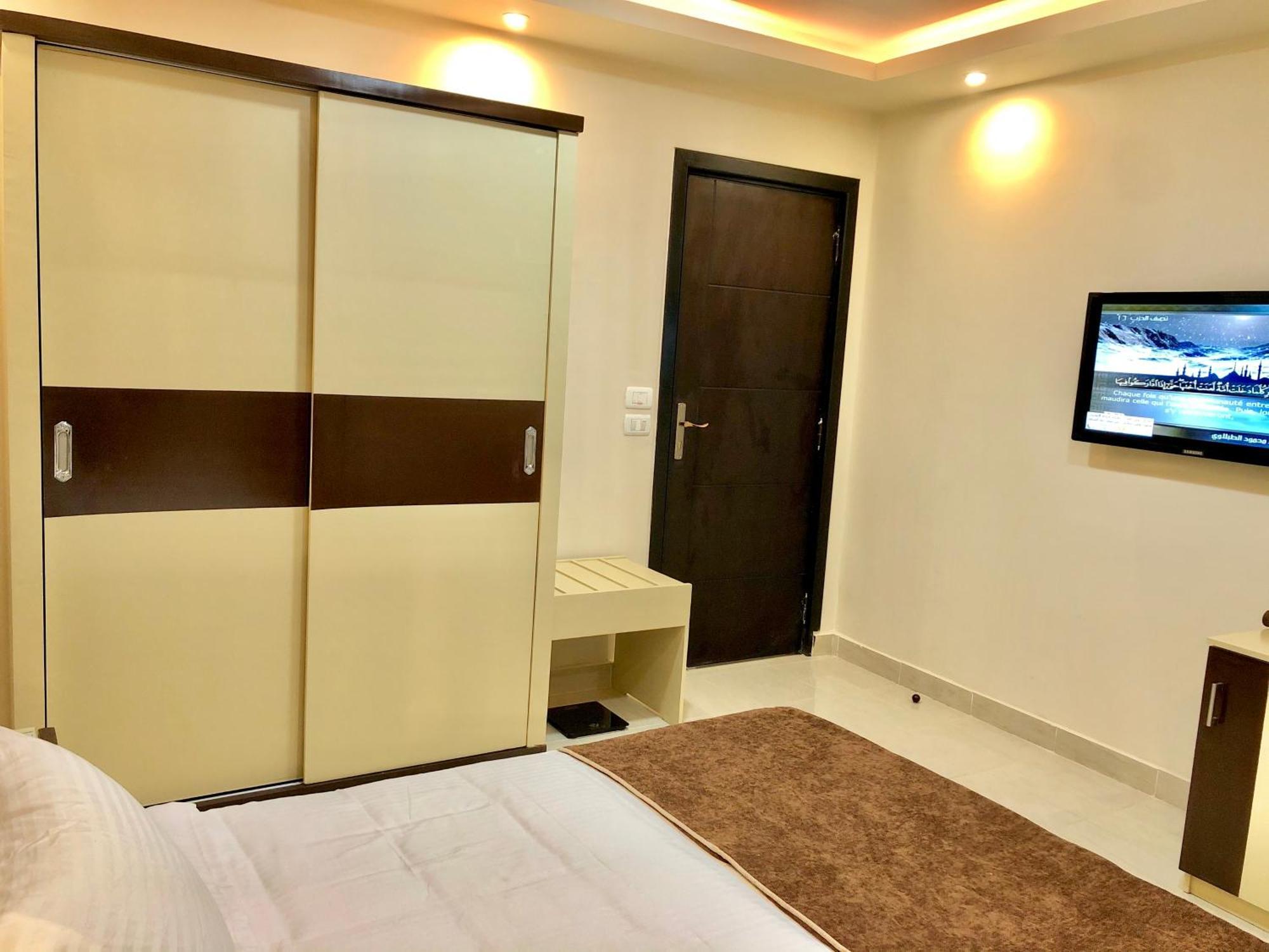 Jewel Dokki Hotel Giza Екстериор снимка